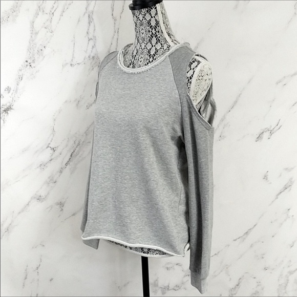 New! 2 toned grey cold shoulder sweatshirt w/ tags - Picture 1 of 4